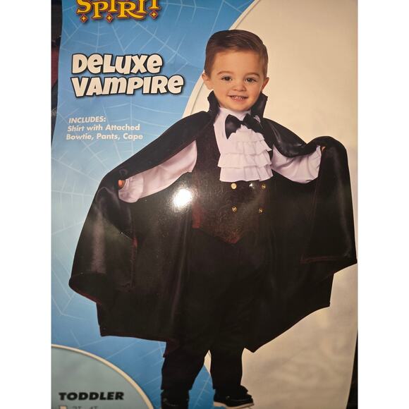 Deluxe Vampire - Picture 1 of 5